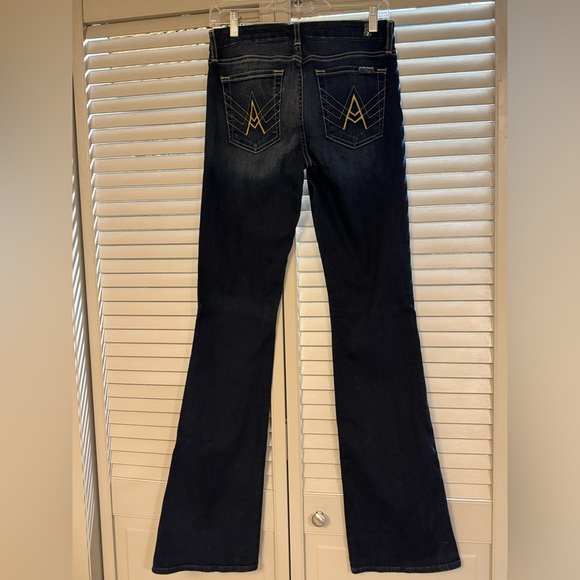 New 7 for All Mankind “A” Pocket - size 27 slight flare. - Picture 1 of 3